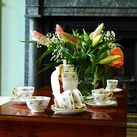 Ennismore House